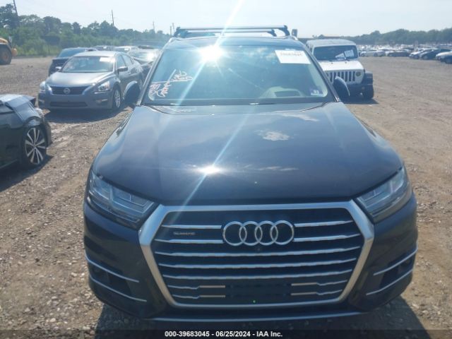 WA1VAAF75JD014798 Audi Q7 3.0t Premium