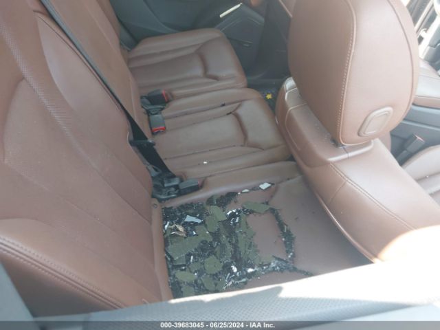 WA1VAAF75JD014798 Audi Q7 3.0t Premium