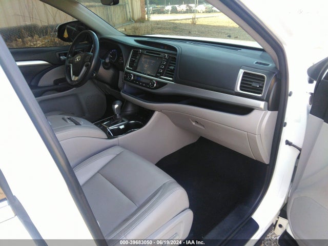 Toyota Highlander Xle 2017 5TDJZRFHXHS448749 Image 5
