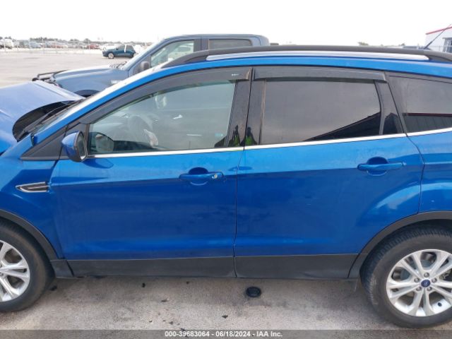 1FMCU0G99HUC13843 Ford ESCAPE SE