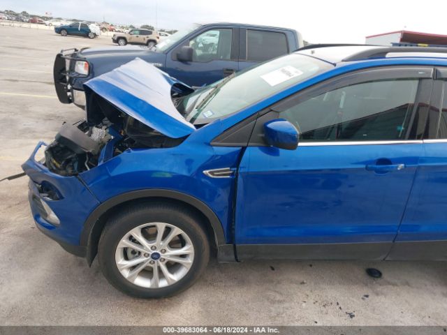 1FMCU0G99HUC13843 Ford ESCAPE SE