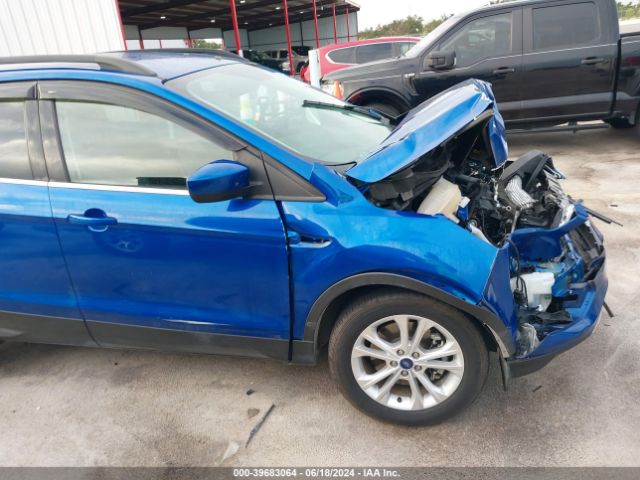 1FMCU0G99HUC13843 Ford ESCAPE SE