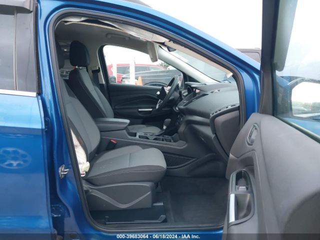 1FMCU0G99HUC13843 Ford ESCAPE SE