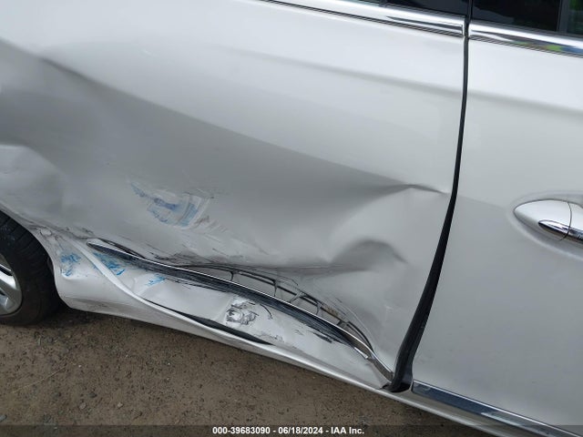 1G4ZR5SS6HU178276 Buick Lacrosse Premium