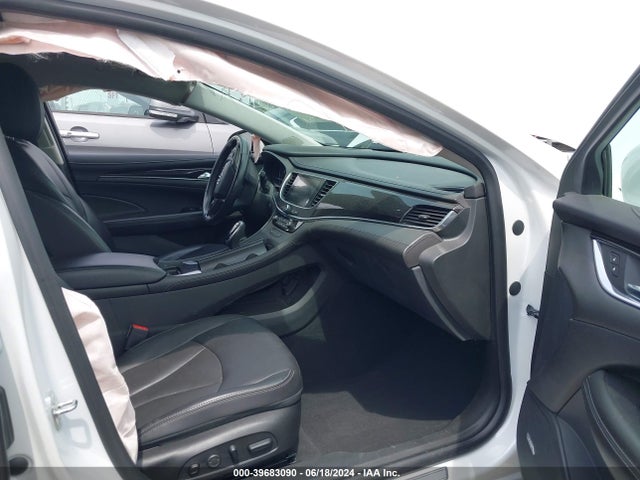 1G4ZR5SS6HU178276 Buick Lacrosse Premium