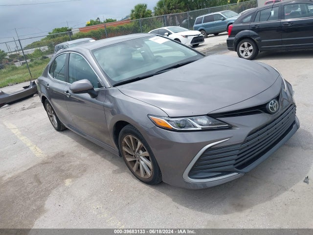 Toyota CAMRY LE 2022 4T1C11AK6NU638071 главное изображение