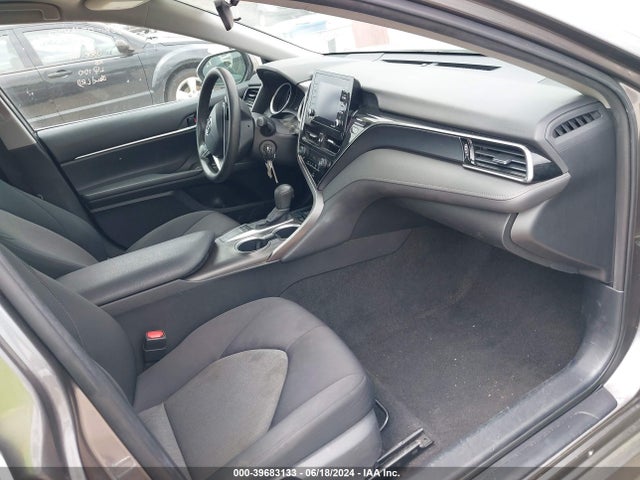 Toyota CAMRY LE 2022 4T1C11AK6NU638071 Image 5