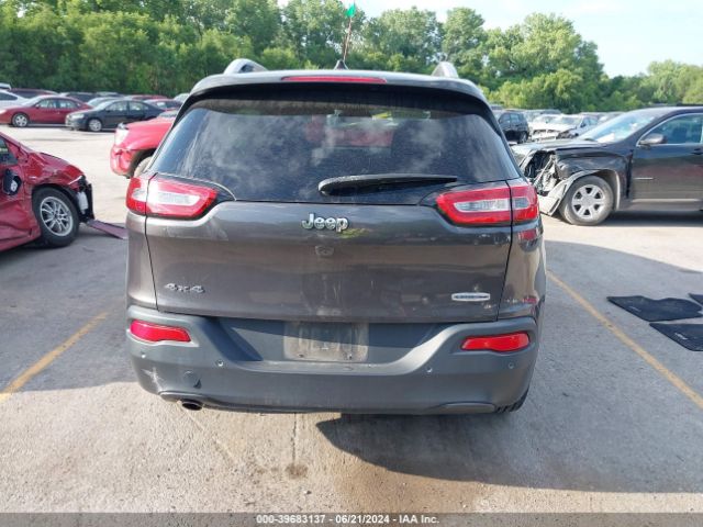 1C4PJMCB0HW666445 Jeep Cherokee Latitude 4x4