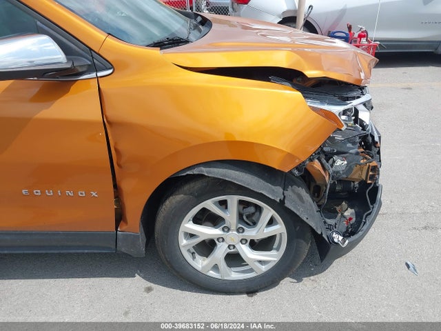 Chevrolet Equinox Premier 2018 2GNAXMEV4J6100291 Image 17