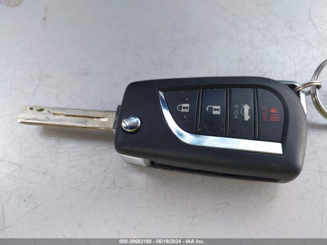 Toyota COROLLA LE 2022 JTDEPMAE5N3018583 Image 11
