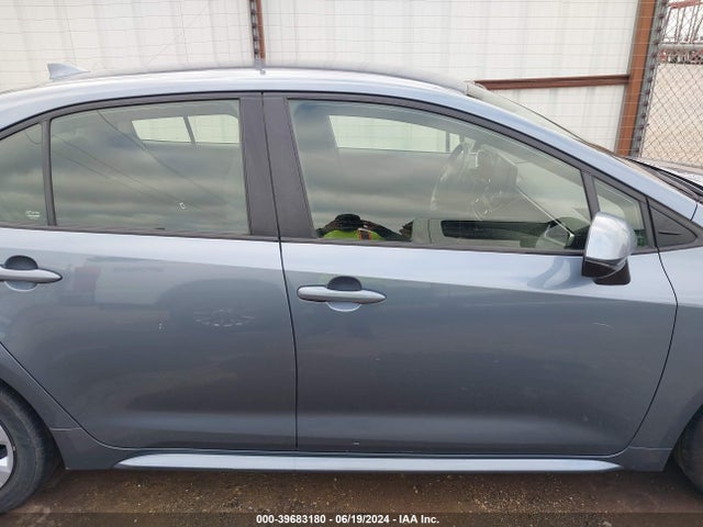 Toyota COROLLA LE 2022 JTDEPMAE5N3018583 Image 14