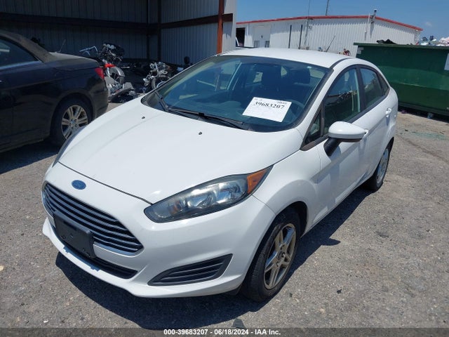 Ford FIESTA SE 2017 3FADP4BJ4HM113619 Image 2
