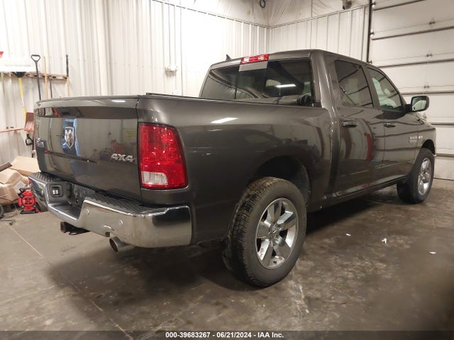 1C6RR7LT2KS621802 RAM 1500 Classic Big Horn  4x4 5'7 Box