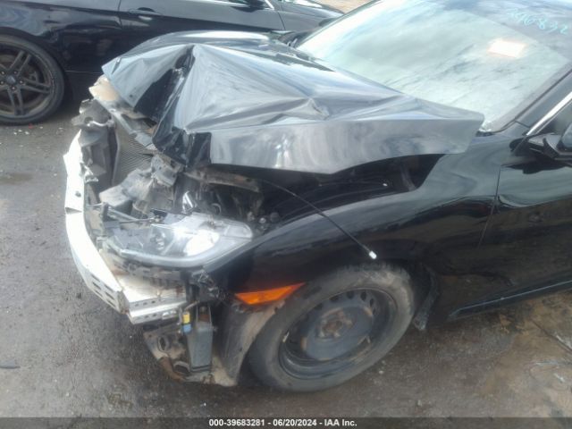 19XFC2F5XJE011824 Honda Civic Lx