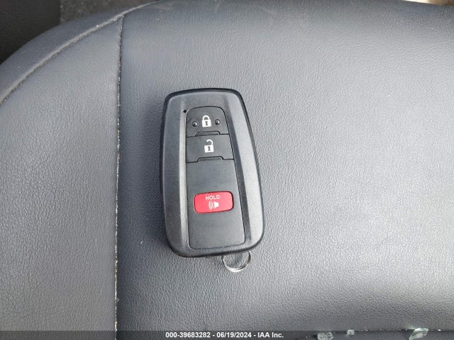 Toyota Prius Xle Awd-e 2020 JTDL9RFU3L3017136 Image 11