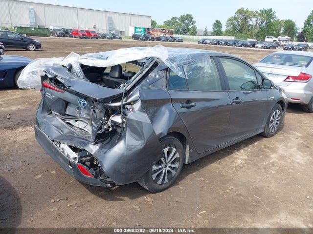 Toyota Prius Xle Awd-e 2020 JTDL9RFU3L3017136 Image 4