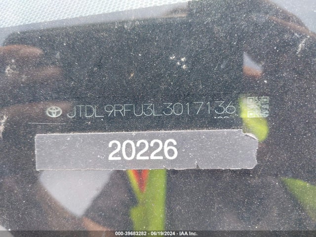 Toyota Prius Xle Awd-e 2020 JTDL9RFU3L3017136 Image 9