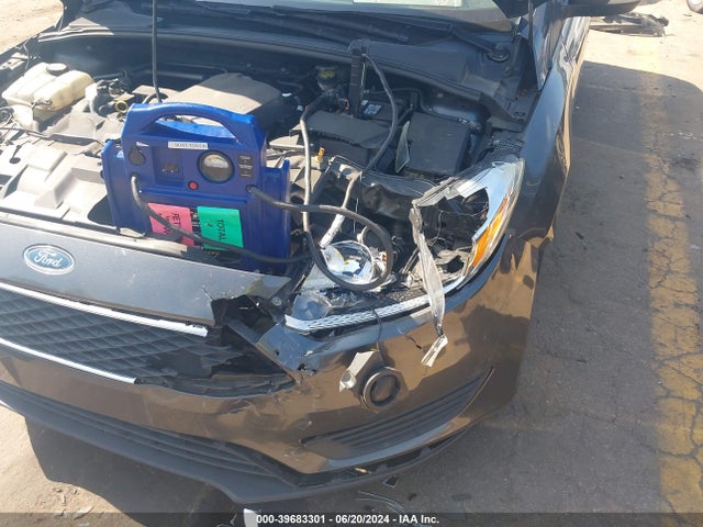 Ford FOCUS SE 2016 1FADP3F23GL401564 Image 6