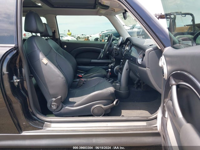 2004 MINI COOPER S WMWRE334X4TD88447 Photo 4