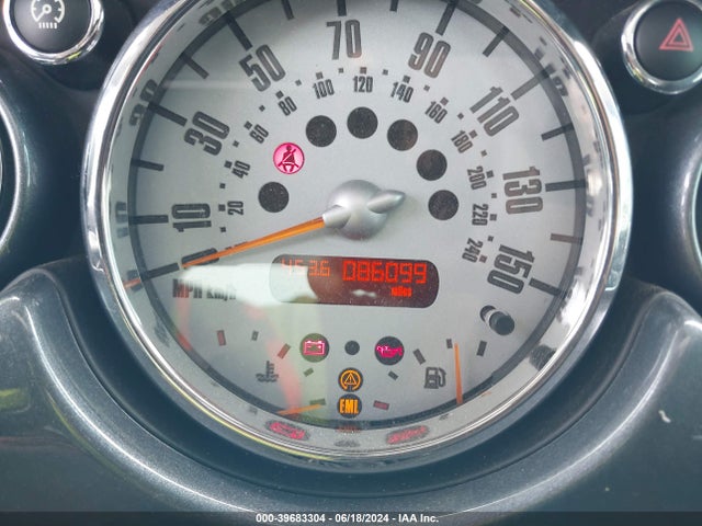 2004 MINI COOPER S WMWRE334X4TD88447 Photo 6