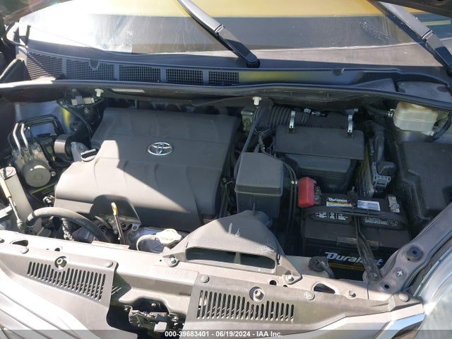 Toyota Sienna Xle 8 Passenger 2015 5TDYK3DC5FS606421 Image 10