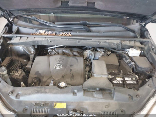 Toyota Highlander Le Plus 2019 5TDBZRFH4KS968750 Image 10