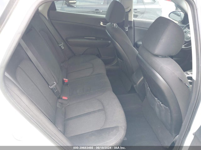KIA Optima Lx 2016 5XXGT4L36GG111051 Image 8