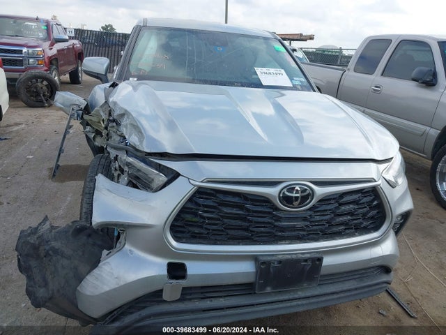 Toyota Highlander Le 2023 5TDKDRAH0PS500639 Image 12