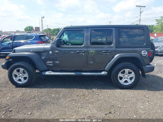 1C4HJXDG8KW653269 Jeep Wrangler Unlimited Sport S 4x4