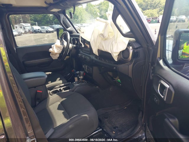 1C4HJXDG8KW653269 Jeep Wrangler Unlimited Sport S 4x4