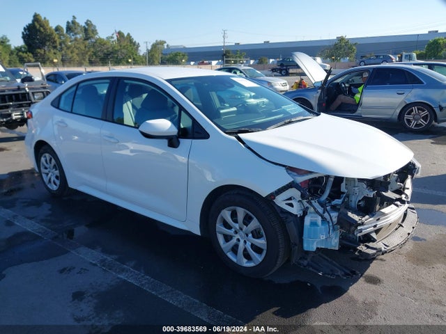 Toyota COROLLA LE 2022 5YFEPMAE2NP329685 main image