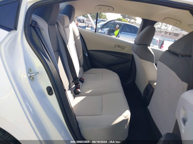 Toyota COROLLA LE 2022 5YFEPMAE2NP329685 Image 8