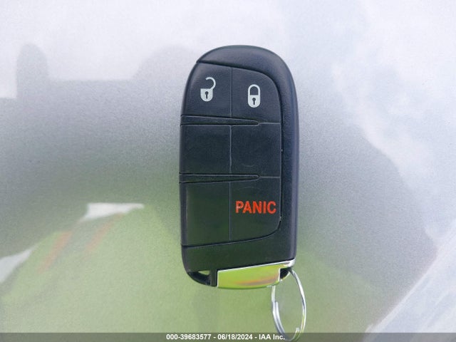 1C4RJFAG0FC835784 Jeep Grand Cherokee Laredo