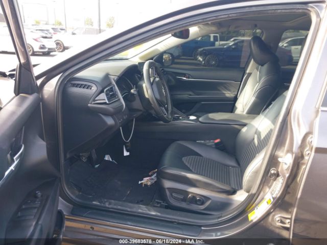 4T1T11AK1MU495111 Toyota CAMRY SE