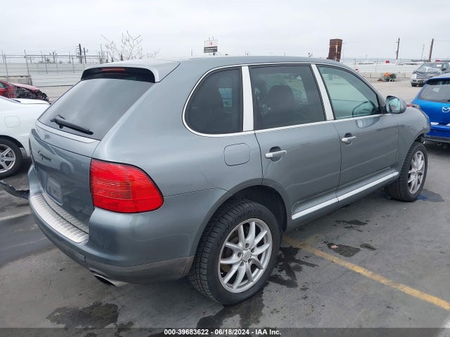 2005 PORSCHE CAYENNE WP1AA29P65LA25275 Photo 3