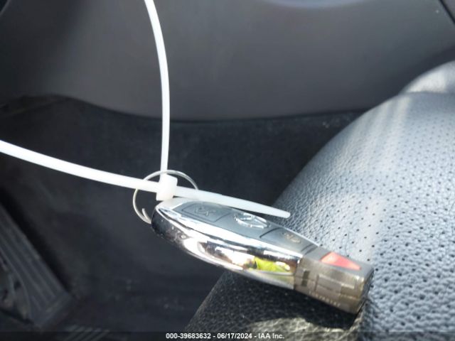 55SWF4JB3JU277226 Mercedes-Benz C 300