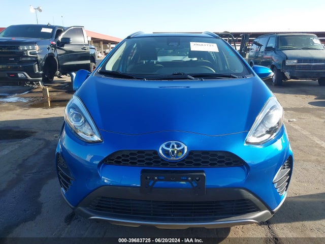 Toyota Prius C Three 2018 JTDKDTB37J1603982 Image 13