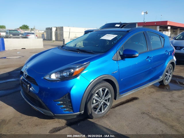 Toyota Prius C Three 2018 JTDKDTB37J1603982 Image 2