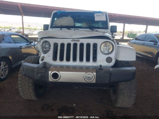 1C4BJWEG0JL902422 Jeep Wrangler Jk Unlimited Sahara