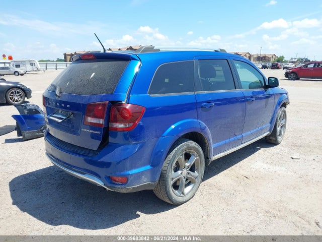 3C4PDCGB2FT698084 Dodge Journey Crossroad