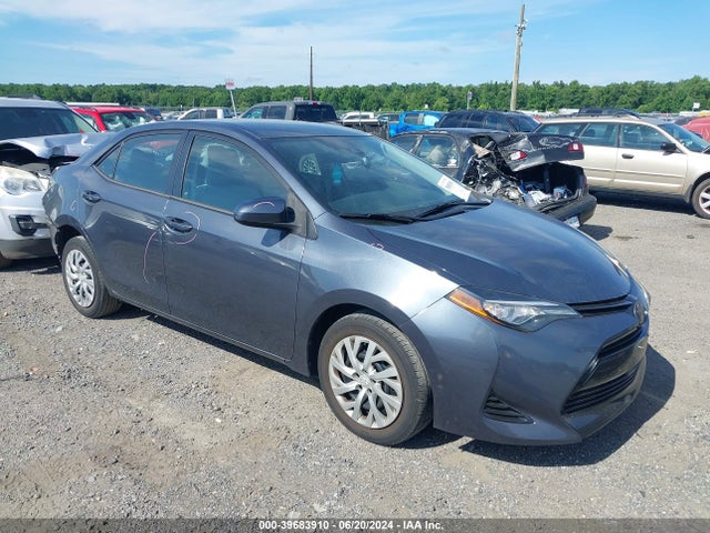 Toyota COROLLA LE 2017 2T1BURHE3HC828689 головне зображення