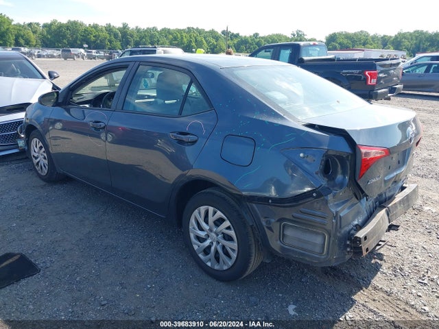 Toyota COROLLA LE 2017 2T1BURHE3HC828689 Image 3