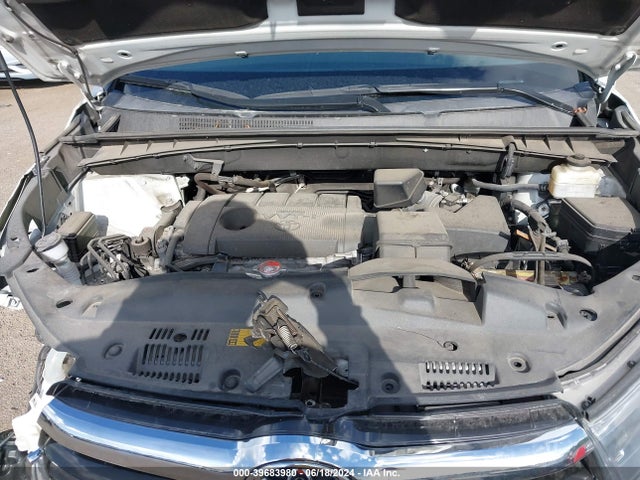 Toyota Highlander Le 2016 5TDZARFH2GS021803 Image 10