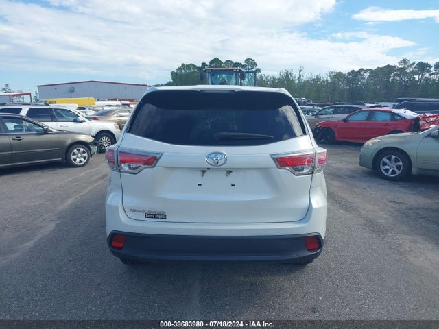 Toyota Highlander Le 2016 5TDZARFH2GS021803 Image 16