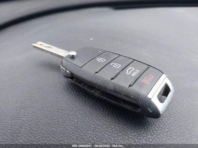 KIA Optima Lx 2016 5XXGT4L38GG076559 Image 11