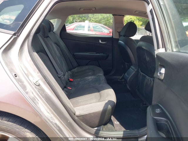 KIA Optima Lx 2016 5XXGT4L38GG076559 Image 8