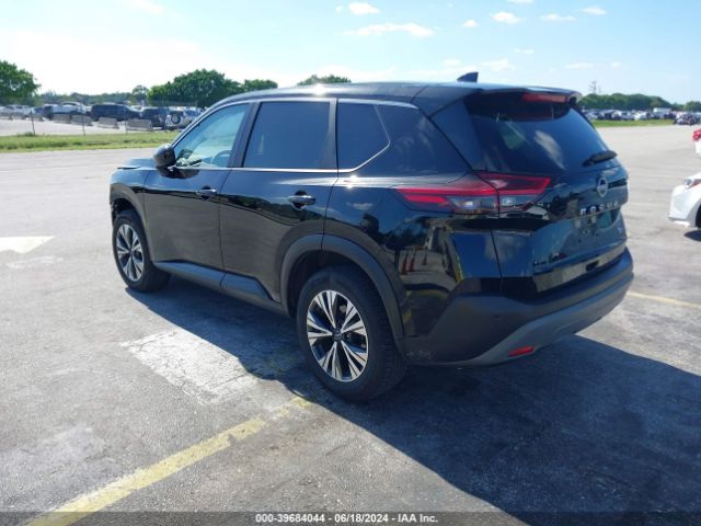 JN8BT3BA0PW420215 Nissan Rogue Sv Fwd