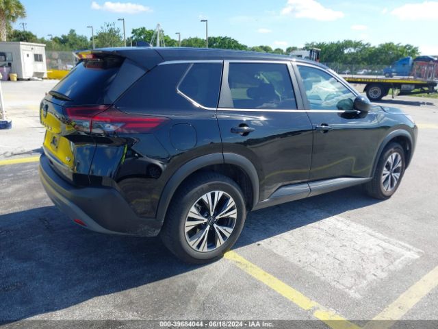 JN8BT3BA0PW420215 Nissan Rogue Sv Fwd