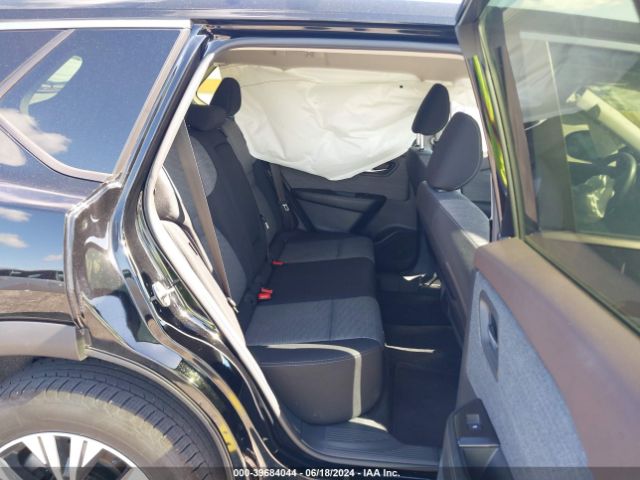 JN8BT3BA0PW420215 Nissan Rogue Sv Fwd