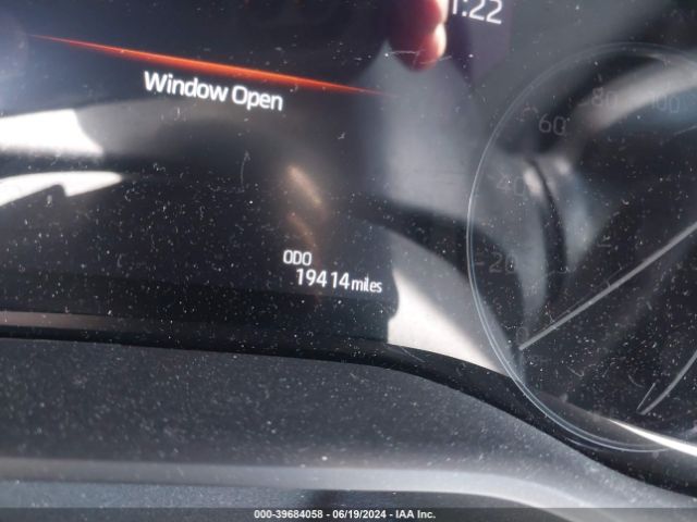 5TDERKEC2NS110269 Toyota Sienna Platinum